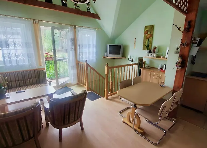 Tawerna Murena בית הארחה פודאובי